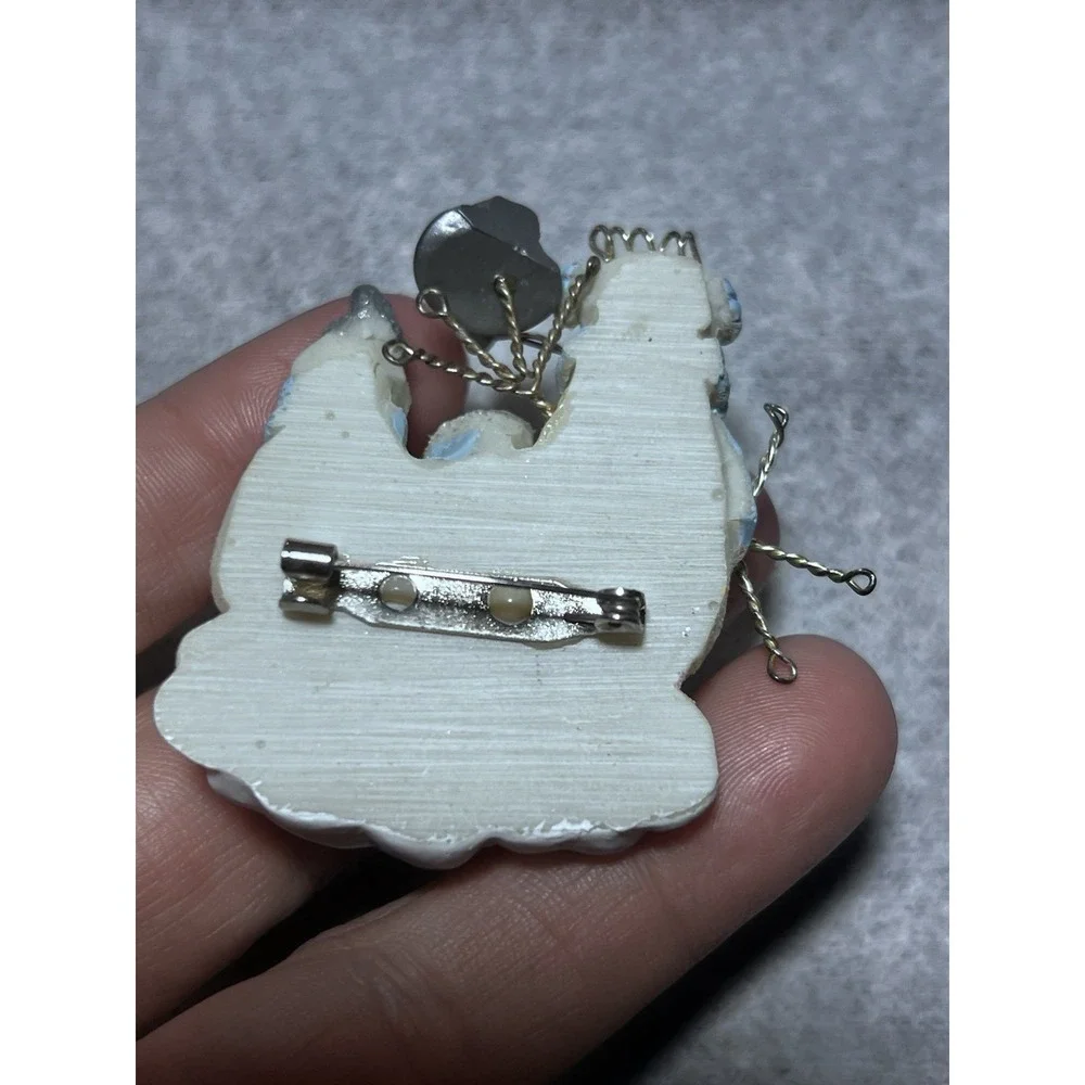 SNOWMAN Family Brooch Blue Hat & Scarf & Blue Buttons Glitter Accents 2